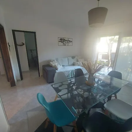 Moderne A 150 M De La - 2 Et Terrasse Apartment